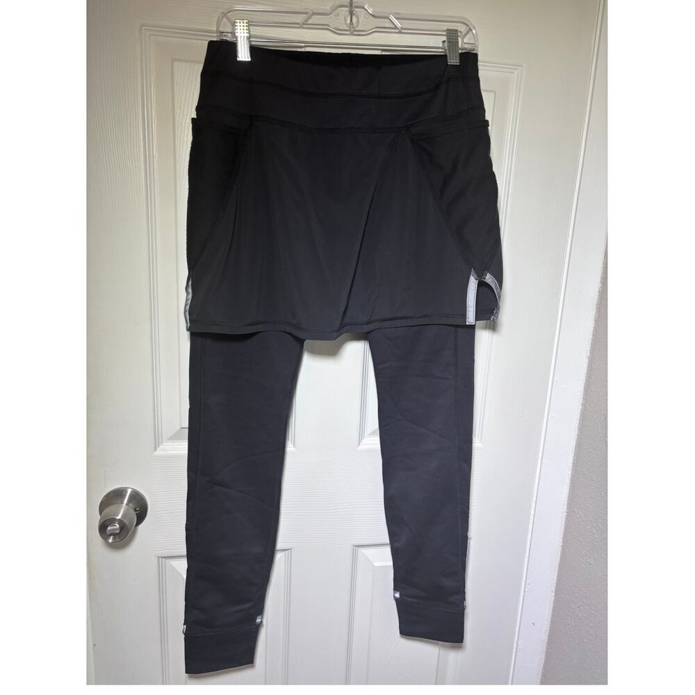 Athleta Black 2 in 1 Leggings and Skirt Size Medium